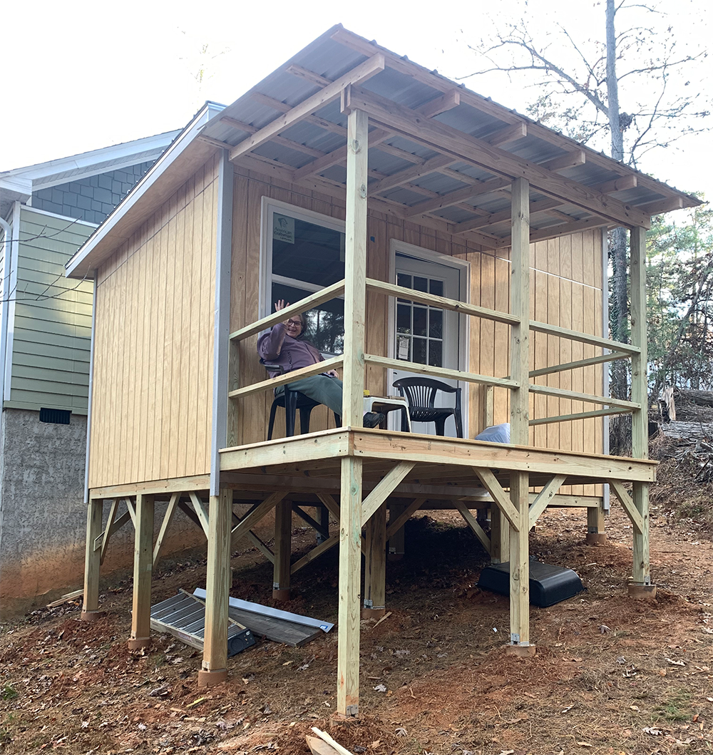 Wide porch completed on the Midnight Falcon art studio, ready to be used as an extended workspace.
